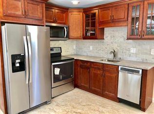 22 Mechanic St, Newton, MA 02464