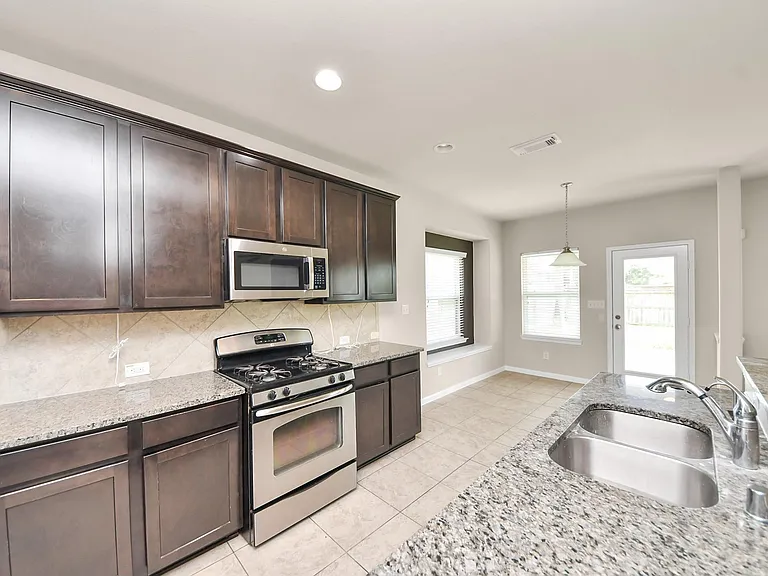 7214 Baitland Dr — Photo 18