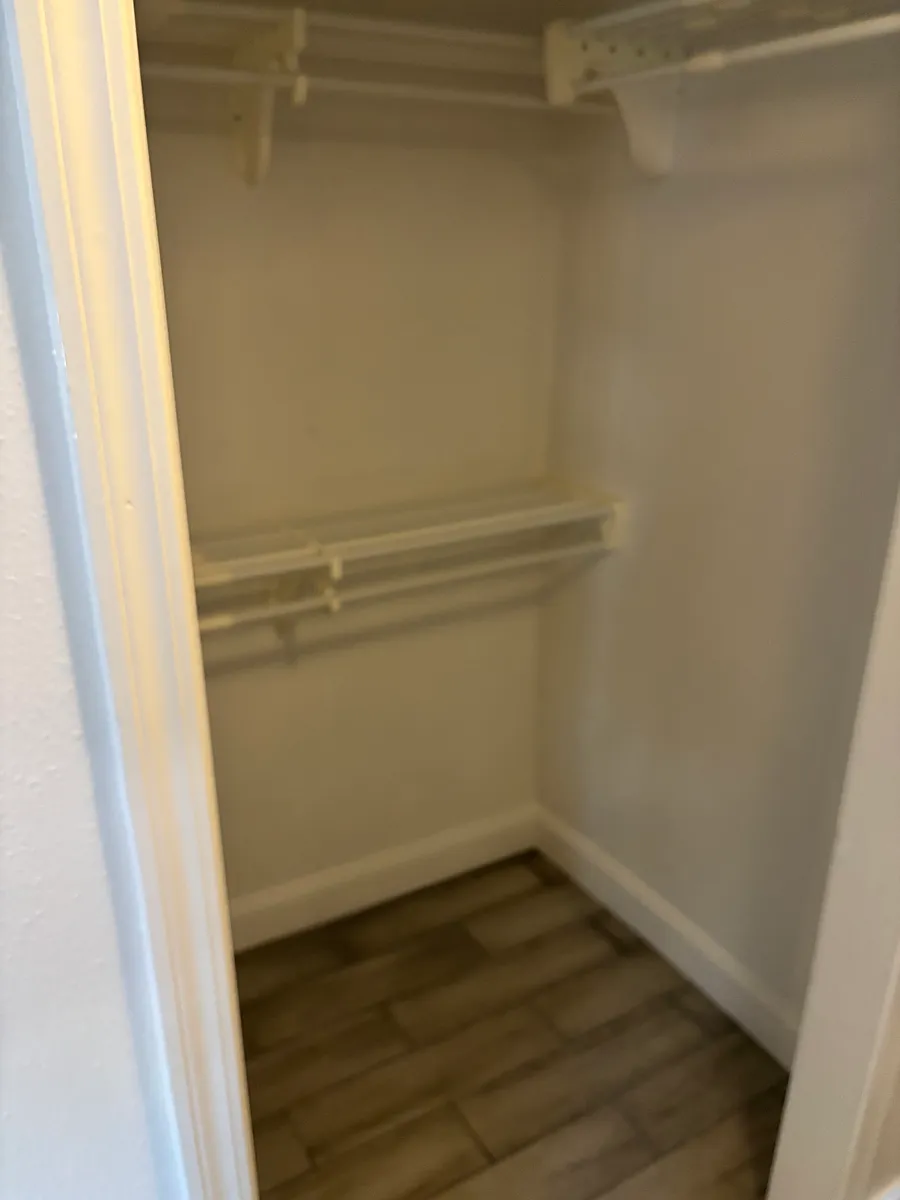 Closet - 2616 Jackson Ave #B