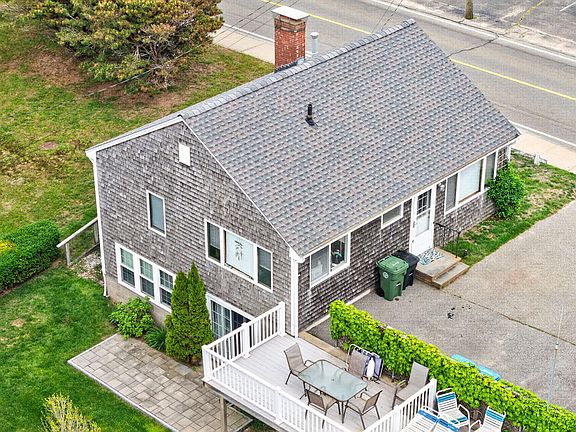 4th image of 426 Grand Avenue