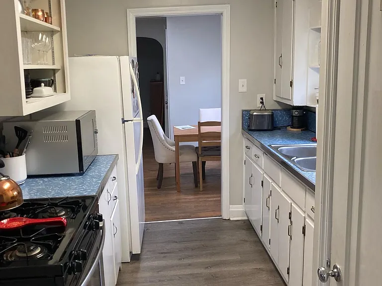 1341 Charleston Ave #2 — Photo 10
