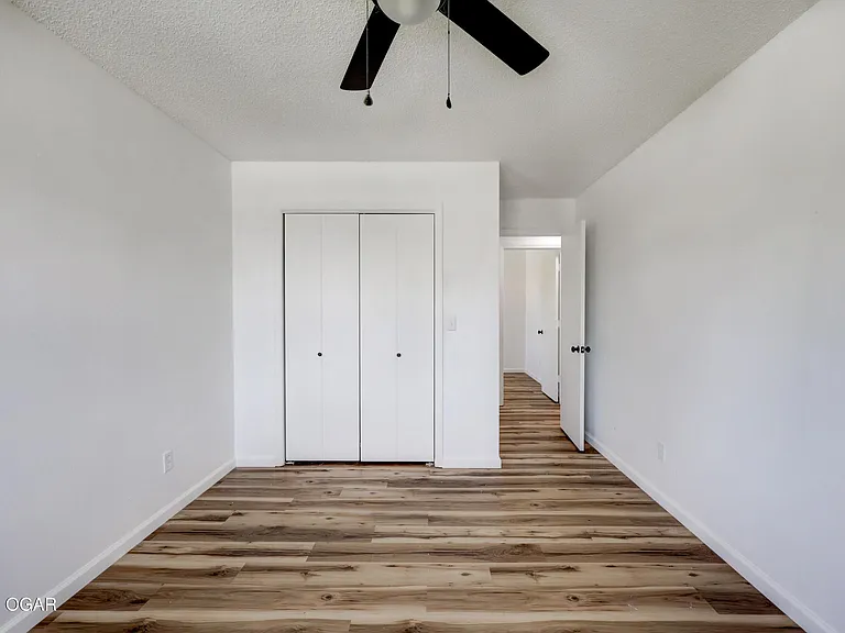3040 W 15th St — Photo 19