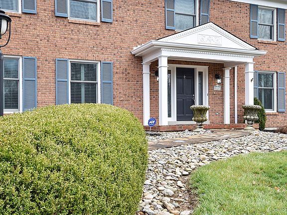 3rd image of 2437 Royalview Ct