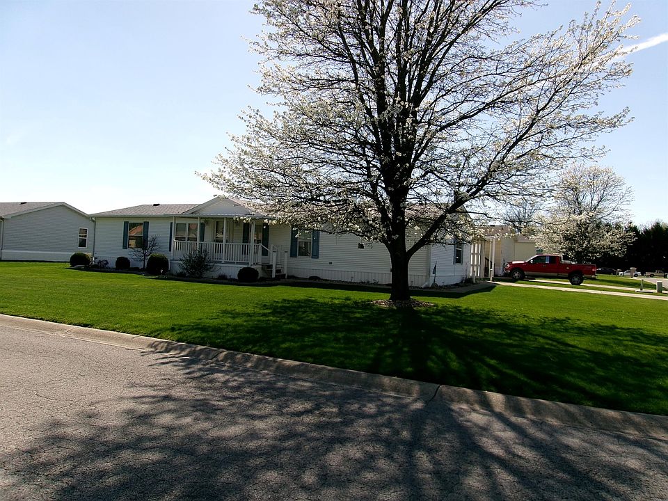 Exterior Image-0-Crystal Valley C17 Camelot Village