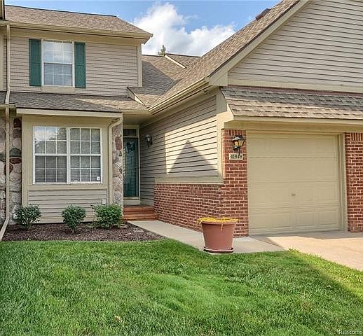 1st image of 41849 Cantebury Dr #1