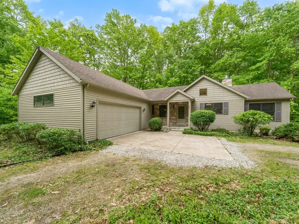 64711 Shorewood Ln, Cassopolis, MI 49031