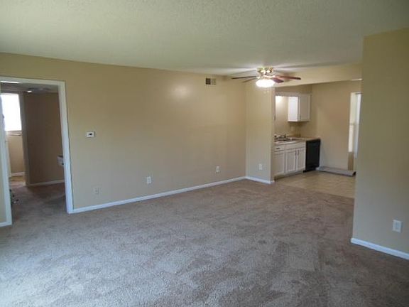 4th image of 8623 Countryshire Ln APT 4