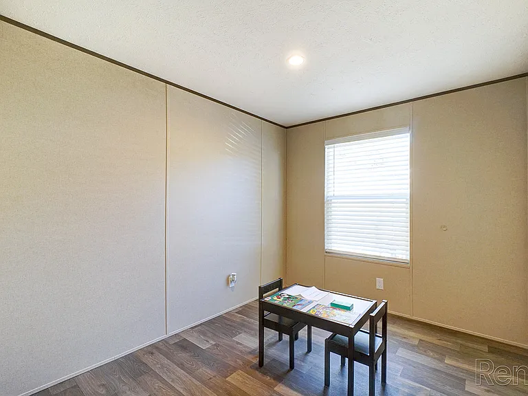 Texarkana - Rent to Own — Photo 15