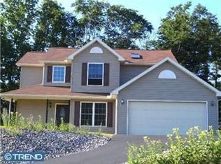 279 Louisa Ave, Pottsville, PA 17901
