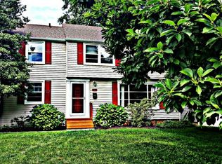 1168 Croyden Rd, Lyndhurst, OH 44124