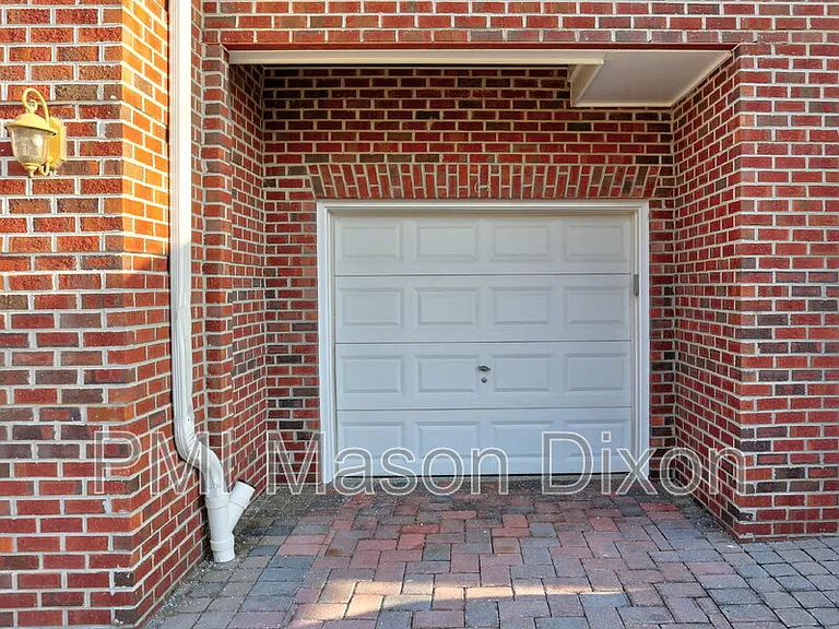 5801 Clipper Ln #404 — Photo 3