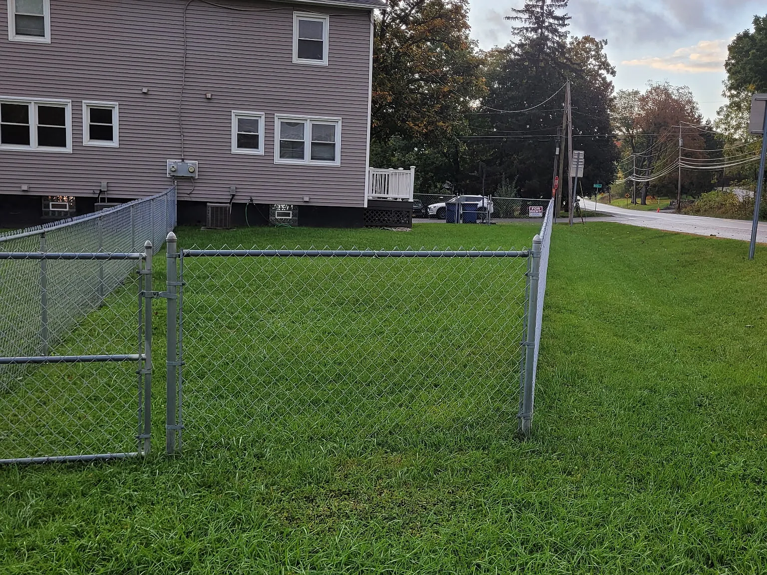 3 bed, 1000 sqft, $1,950 — Photo 3