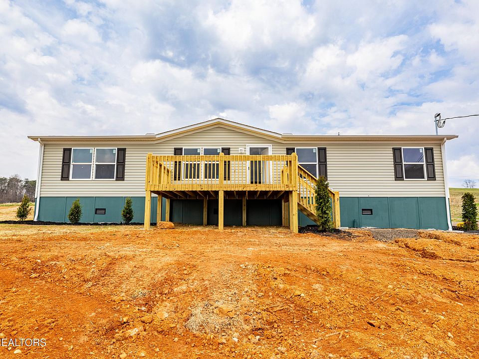 1st image of 766 Greenlee Rd