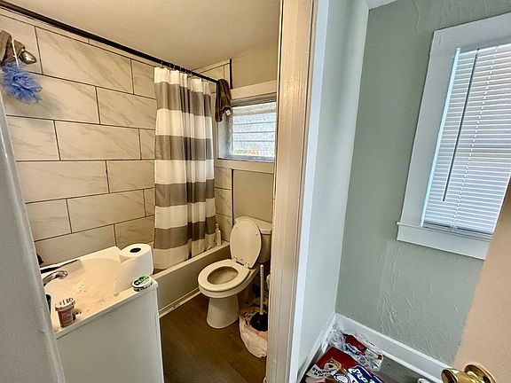 5th image of 119 Westwood Dr