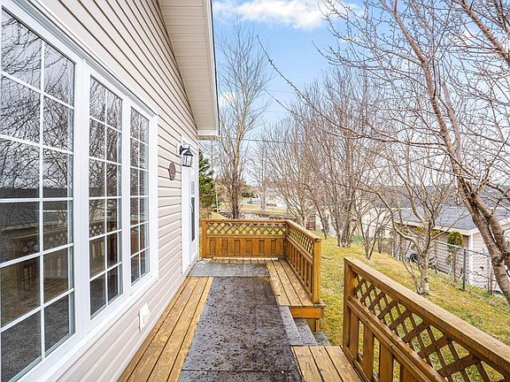 4th image of 220A George Mercer Drive