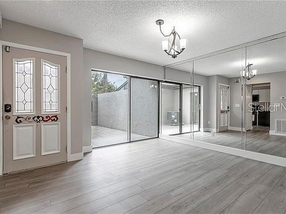 5th image of 1205 Winterberry Ln
