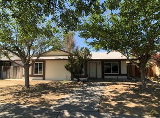 314 E San Emidio St, Taft, CA 93268