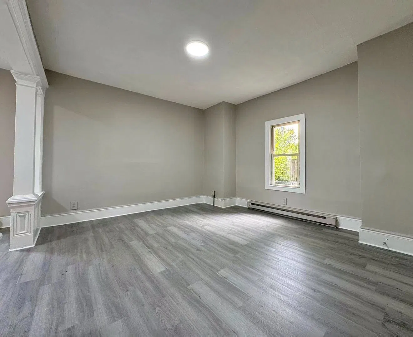 39-41 Hall St — Photo 3