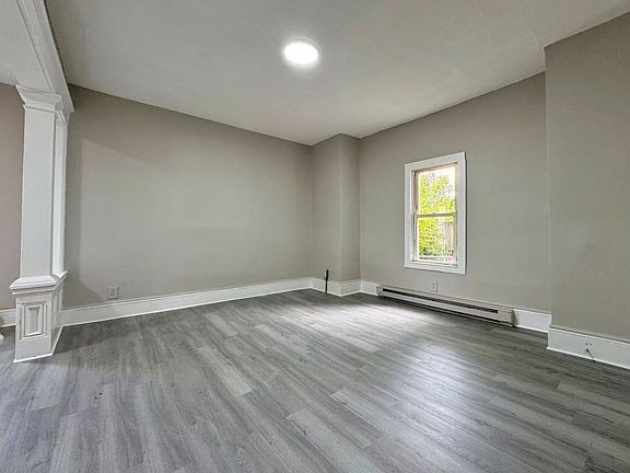 3rd image of 39-41 Hall St