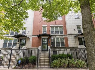 3611 S Ellis Ave, Chicago, IL 60653