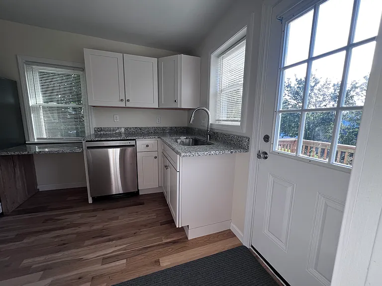 14 Marriott Ave — Photo 14