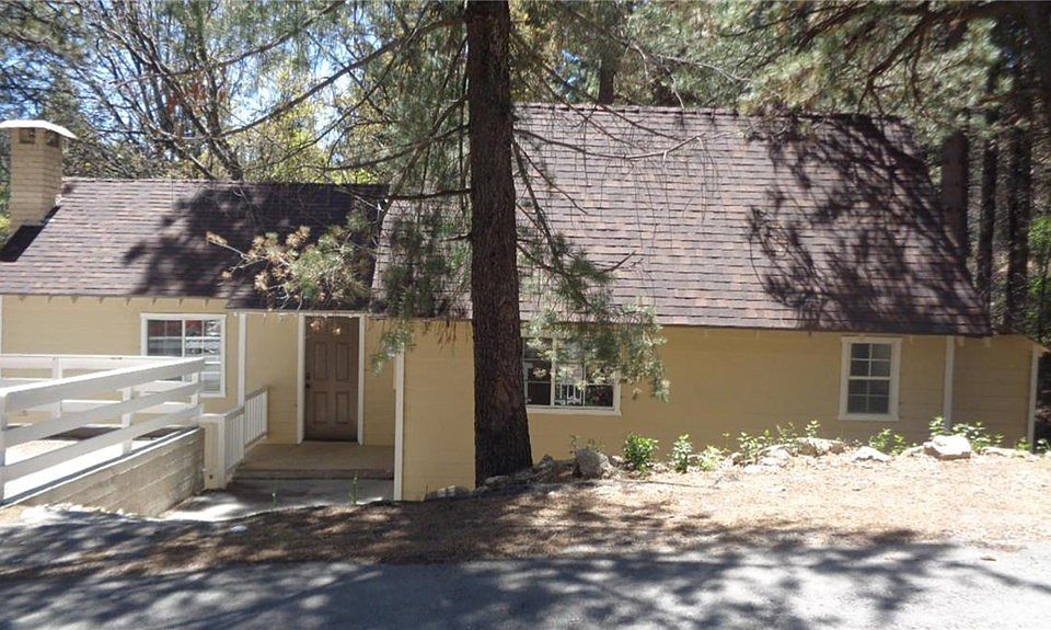1st image of 863 Sierra Vista Dr