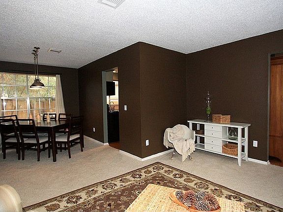 Living Room/Dining Room