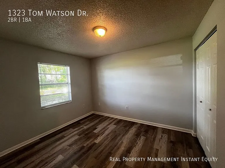 1323 Tom Watson Dr — Photo 4