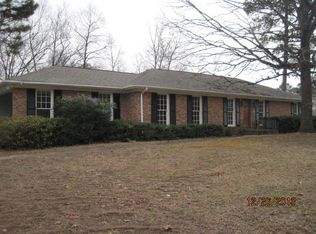 1559 Maplewood Dr, Macon, GA 31210