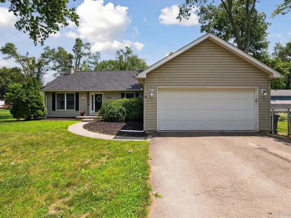 18361 Merriman Rd, Romulus, MI 48174