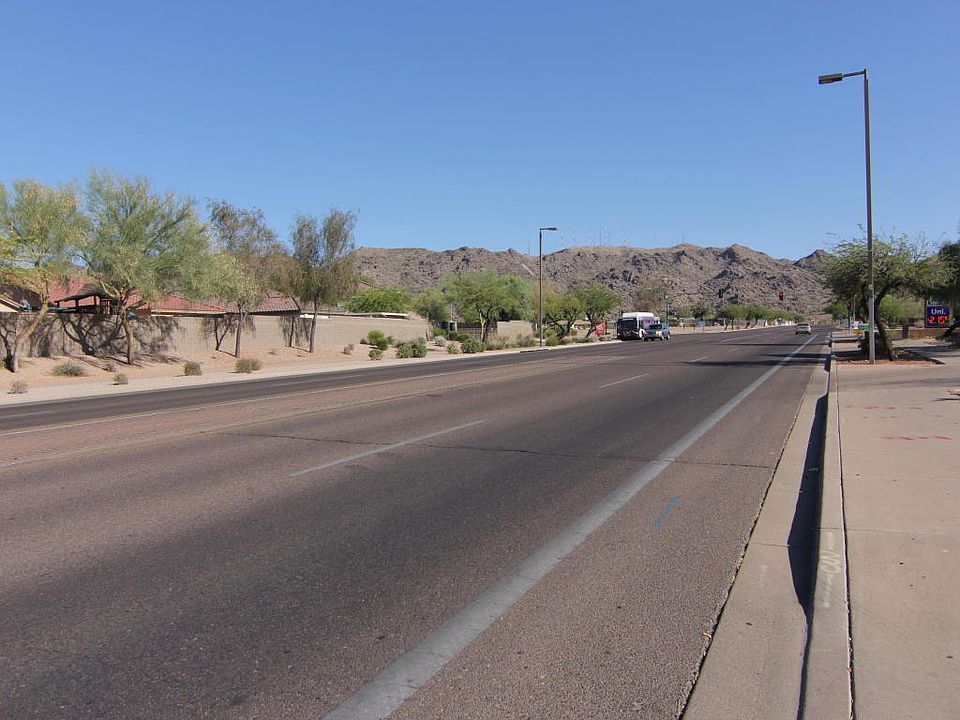 1st image of 416 E Desert Dr