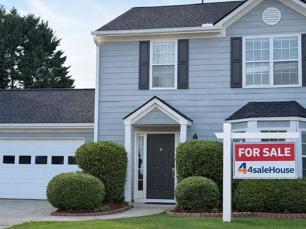 2479 Feathertree Ln