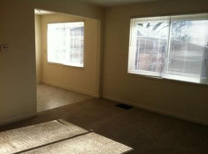 2nd image of 615 Hampshire Rd APT 2