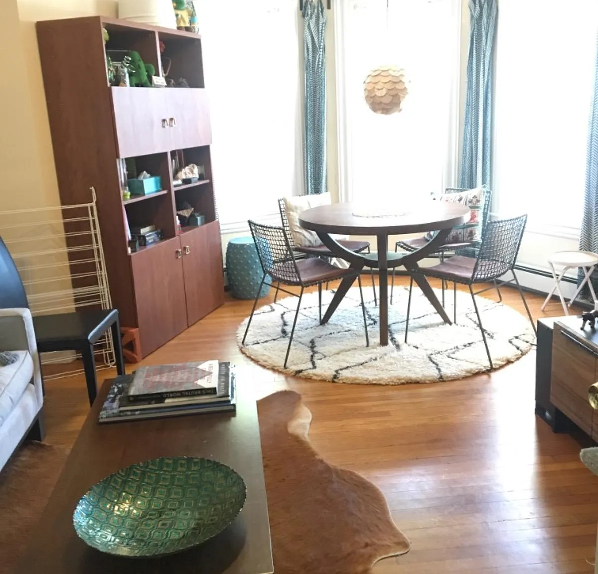 2 bed, 9999 sqft, $2,800 — Photo 1