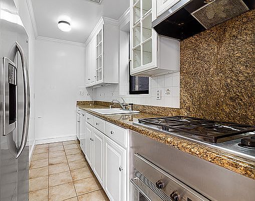 1st image of 1240 Park Ave #6
