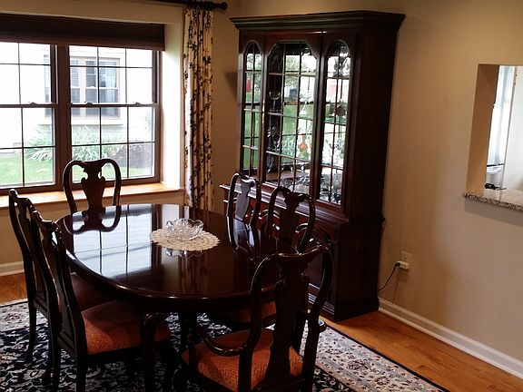 Full size dining room.