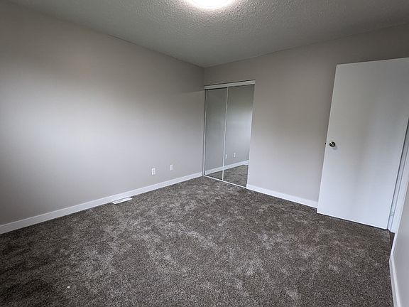5th image of 4801 61a St