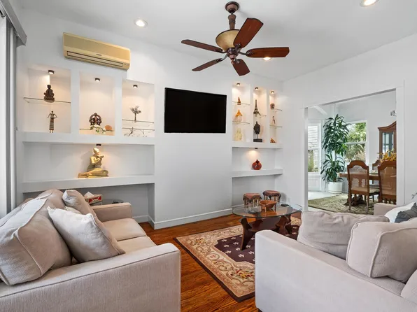 393 Fairmount Avenue image 2 of 41