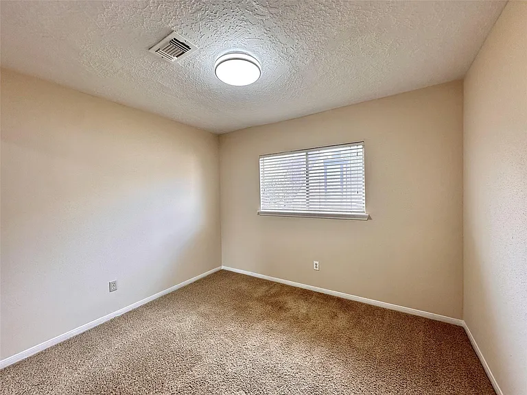 6437 Chatham Island Ln — Photo 22