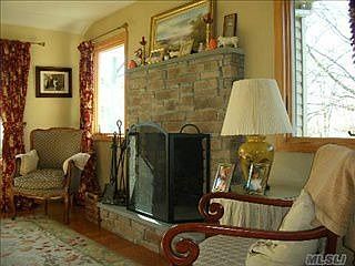3rd image of 21 Norfolk Dr