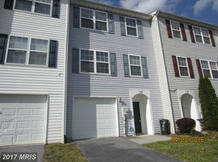 904 Aztec Dr, Martinsburg, WV 25405
