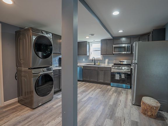 5th image of 12149 N Upper Lakeshore Dr