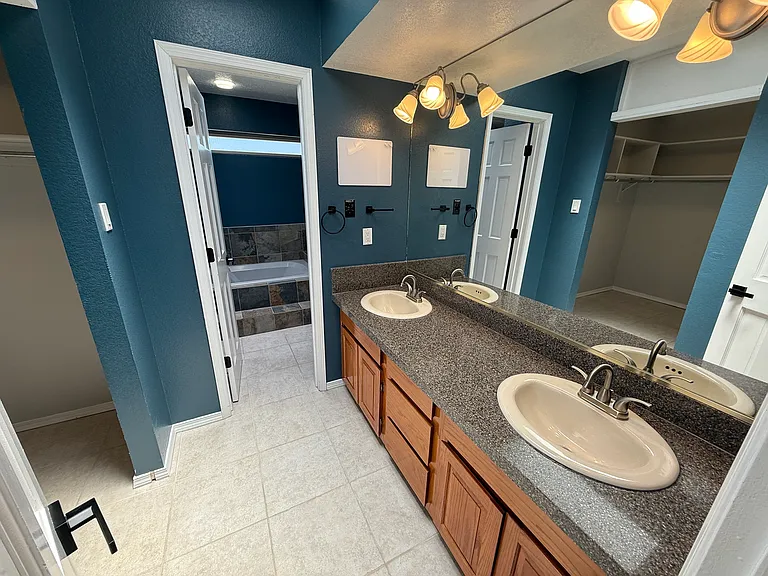 801 Piedra Larga Pl NE — Photo 8