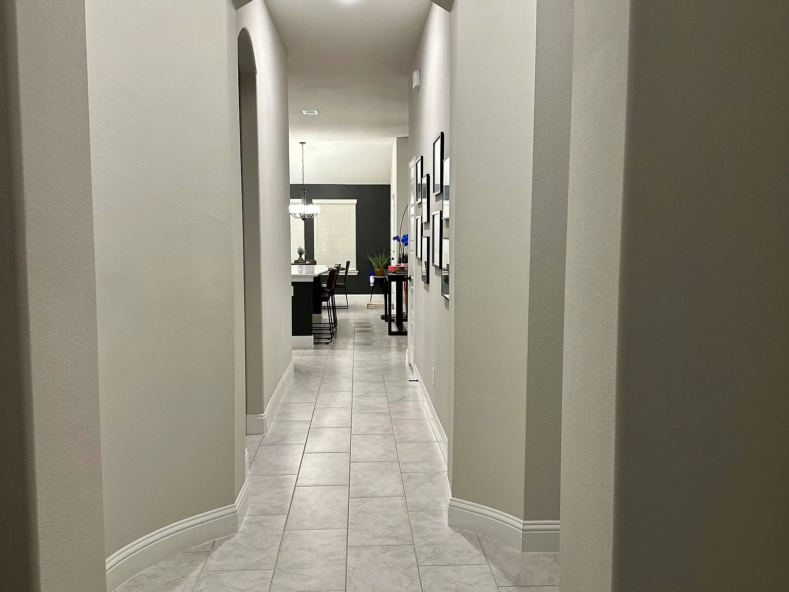 3 bed, 1918 sqft, $2,200 — Photo 4
