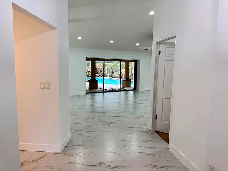 465 SE Naranja Ave — Photo 13