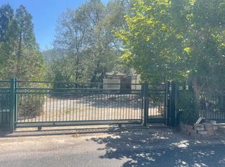 23655 Hillside Dr, Crestline, CA 92325