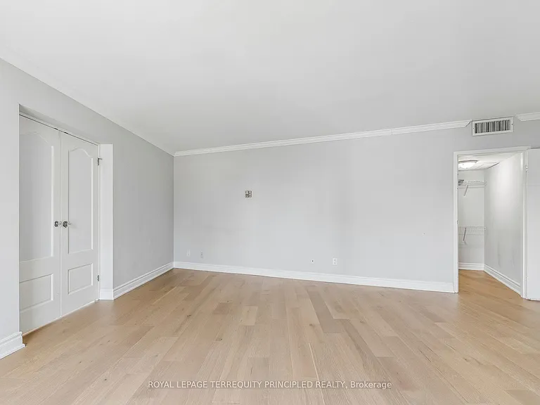 55 Harbour Sq #3413 — Photo 22