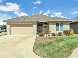 744 N Thornton Ct, Wichita, KS 67235
