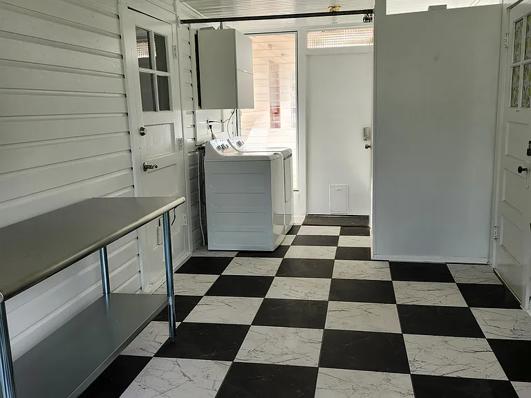 804 Winding Way St — Photo 3