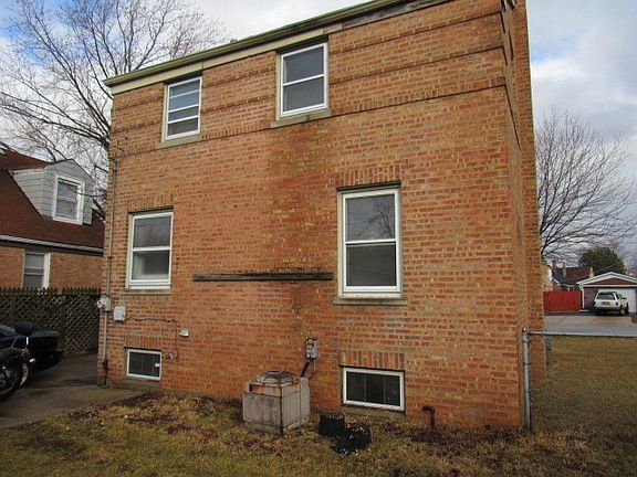 4th image of 2616 Westbrook Dr